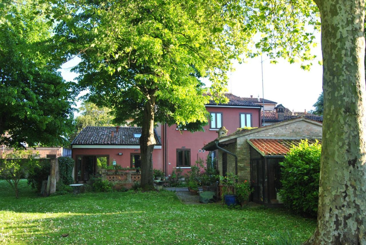 La Casa Di Marina Hotel Ferrara Buitenkant foto